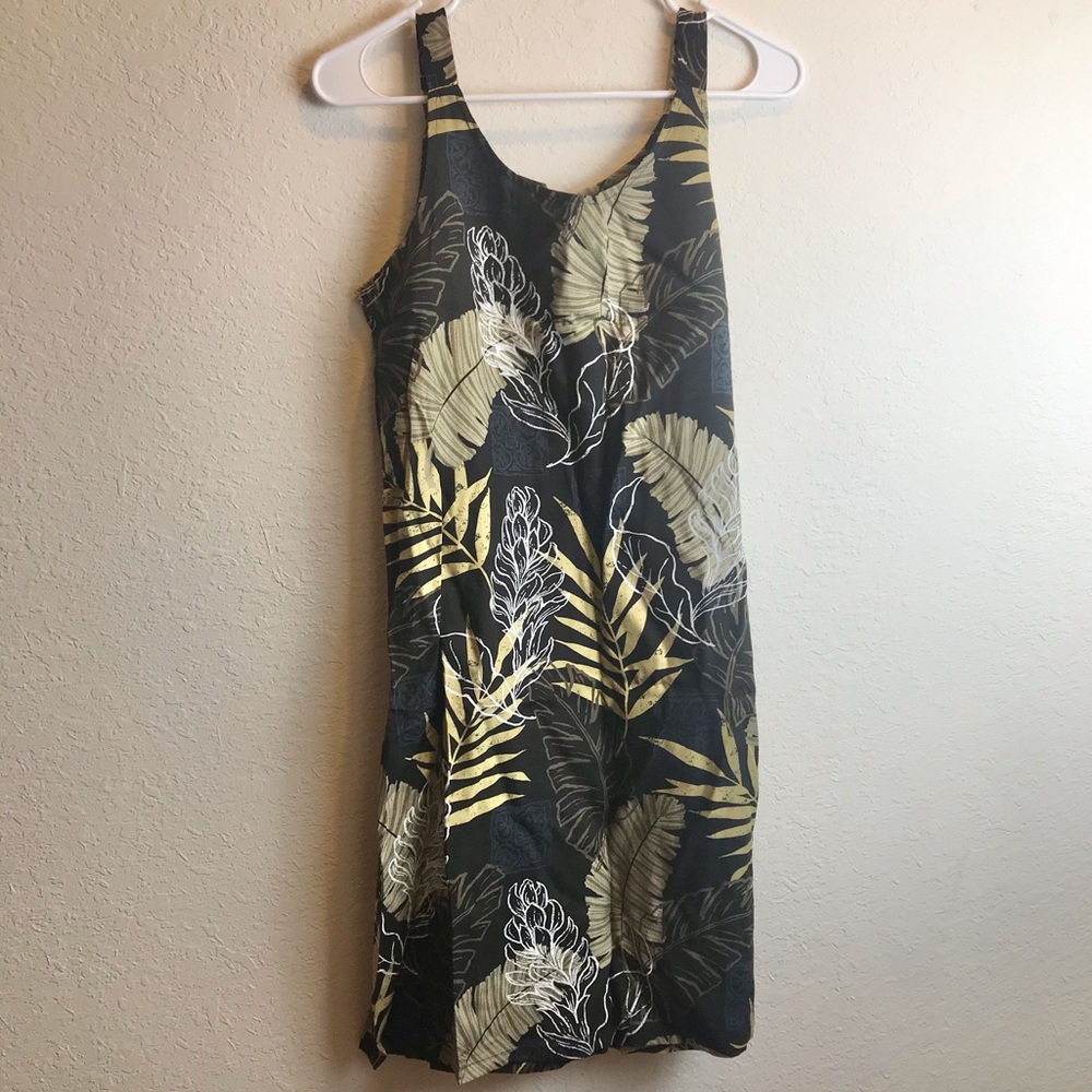 Bishop St. Hawaiian beach dress
